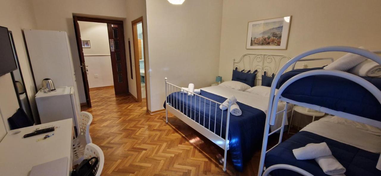 Napol-In Hotel Napoli Ngoại thất bức ảnh