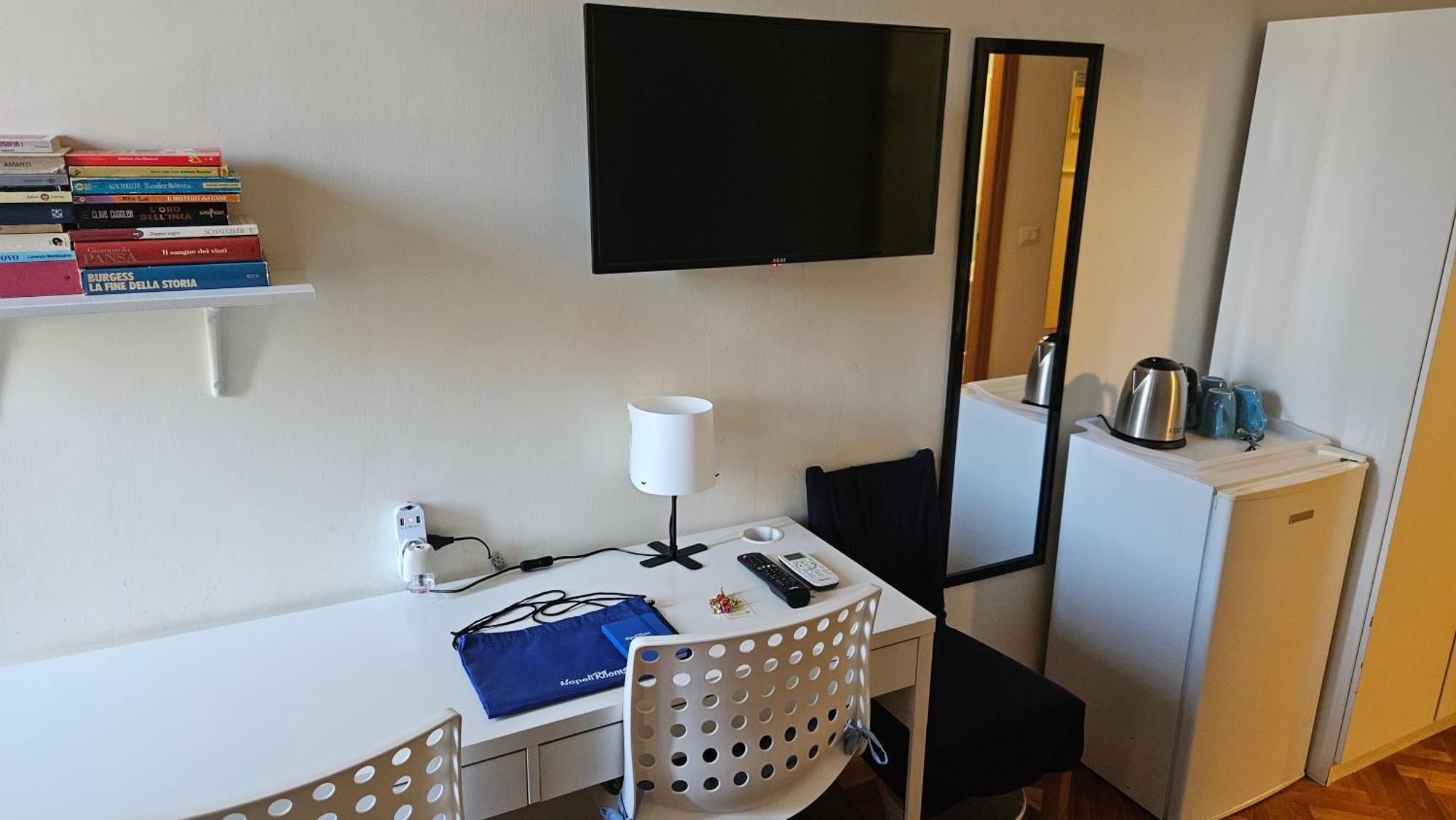 Napol-In Hotel Napoli Ngoại thất bức ảnh